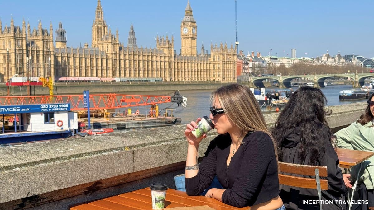 2 Love Coffee House: Cozy Riverside Café with Big Ben Views
